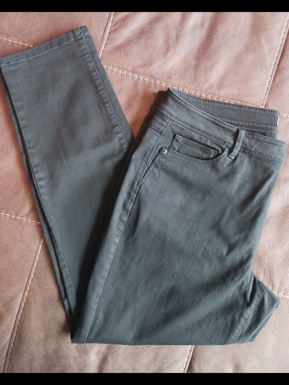 J. Jill Authentic Fit Slim Ankle Black Jeans Sz 14 EUC